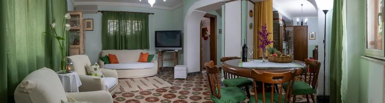Casa Vacanze Gioia تريكاستانيي 0*,  إيطاليا